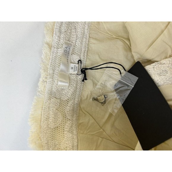 New J.O.A. Lace Fringe Hem Pleated Shorts Cream - Picture 7 of 9